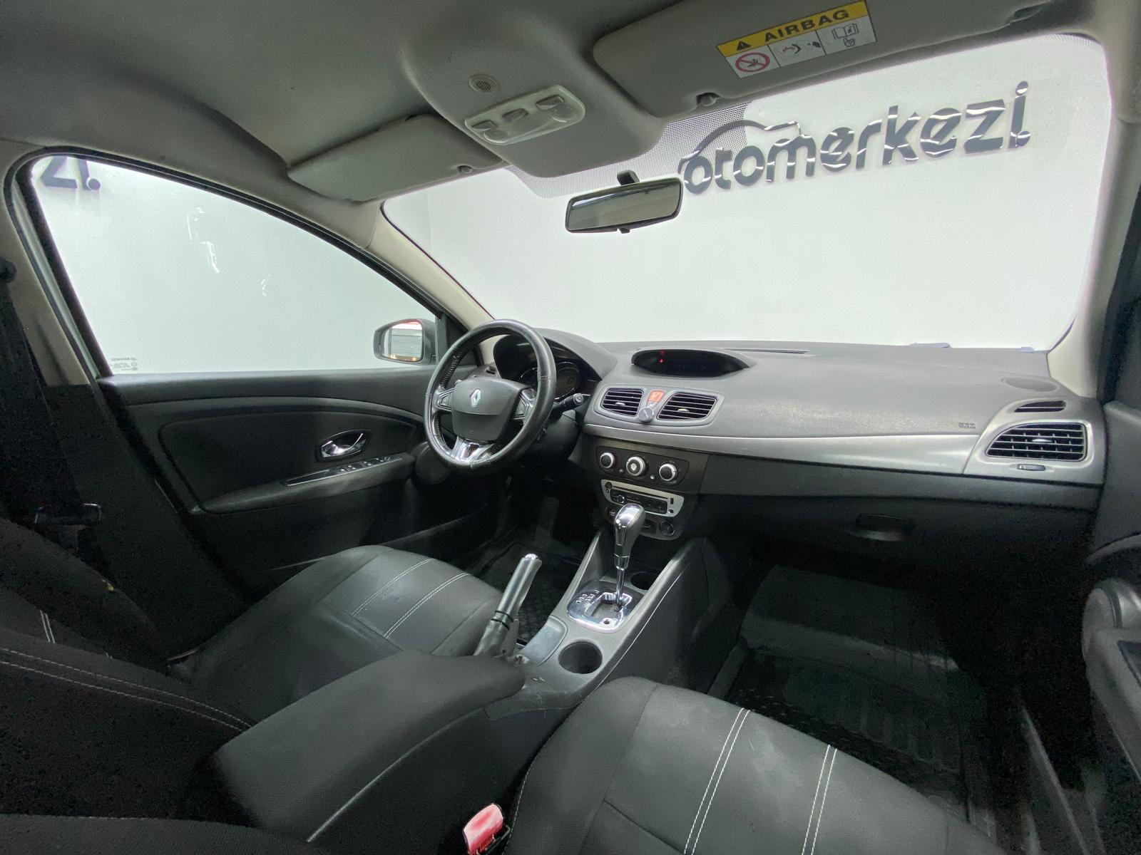 RENAULT FLUENCE 17